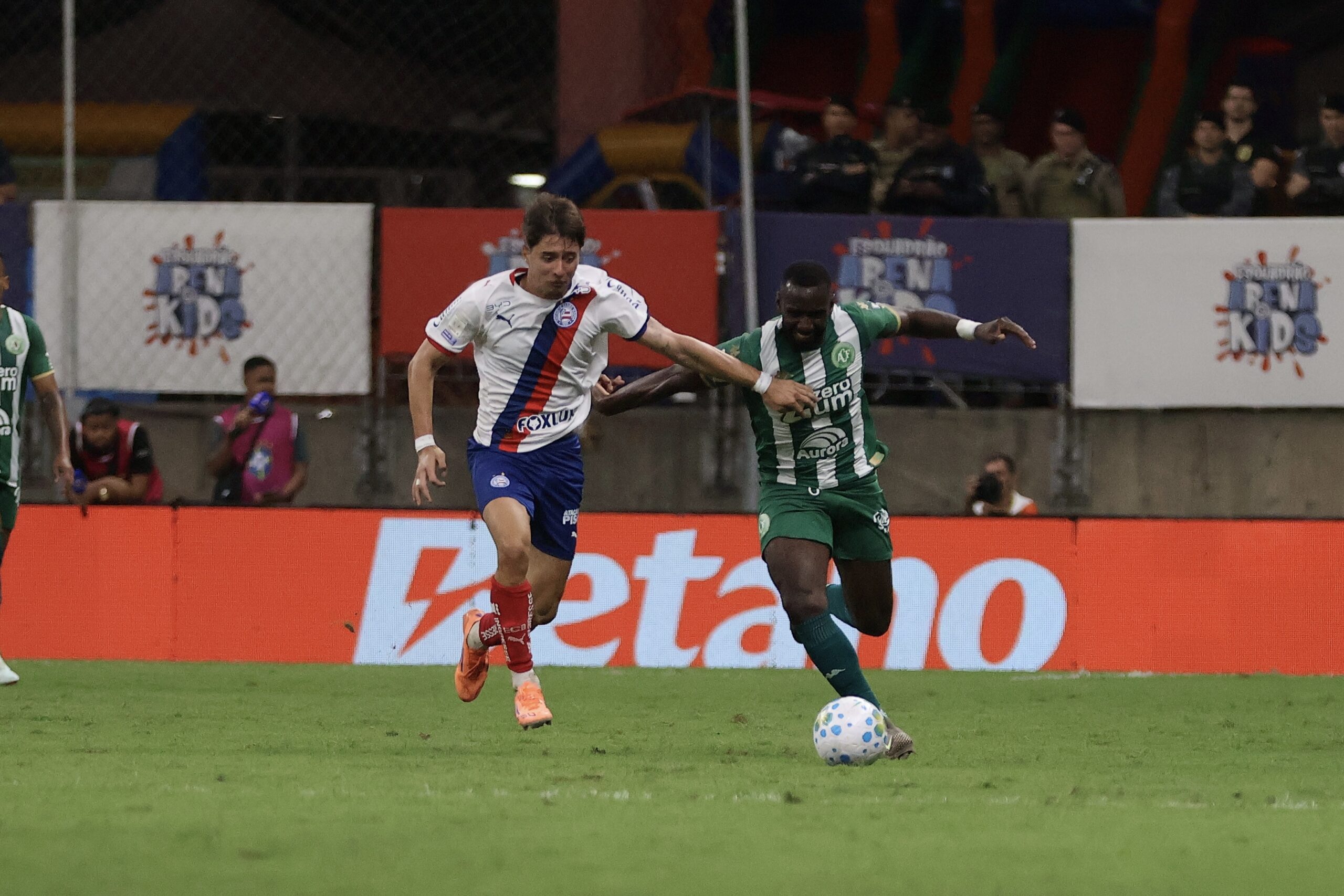 Chapecoense é superada no retorno ao Brasileirão Série A